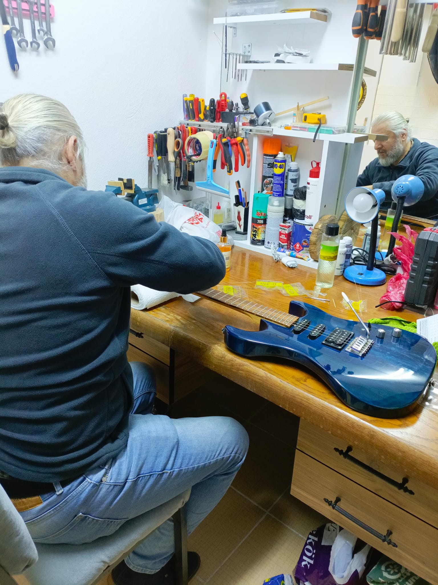 Dostum Saz Evi | Gitar Satışı ve Tamiri Konyaaltı