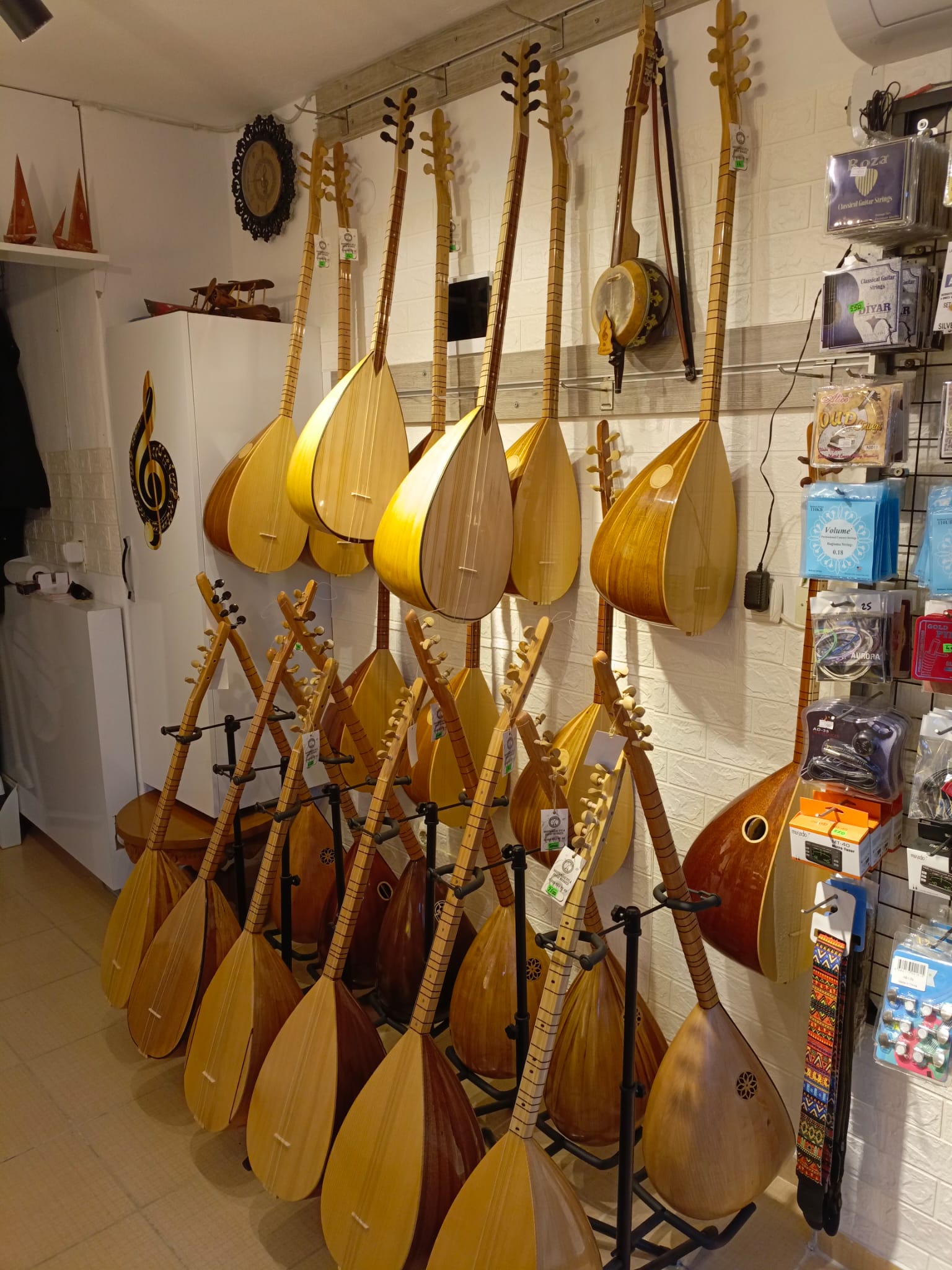 Saz Satışı ve Tamiri